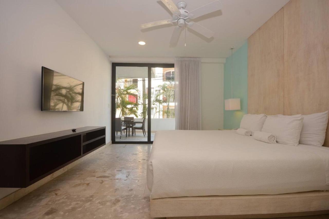 Fabulous In Downtown Playa Rooftop Pool *